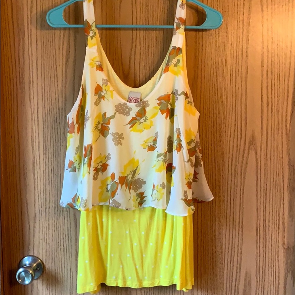 Large yellow top with flowers pattern